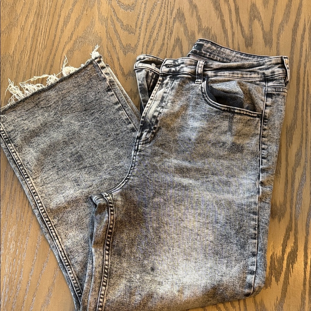 Women's Washed Gray Denim Jeans - Casual Straight Fit